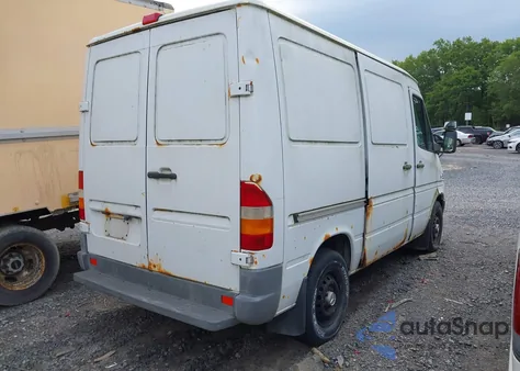 2004 Dodge Sprinter из США, поврежденный, VIN WD2PD144845707649